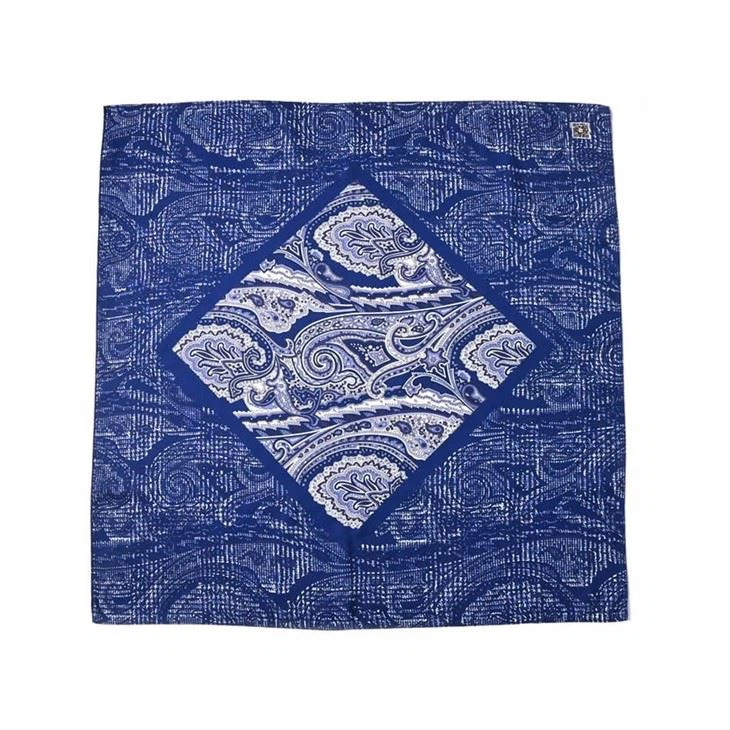 blue-white-double-sided-bandanna-diamond-geometric-pattern (1)