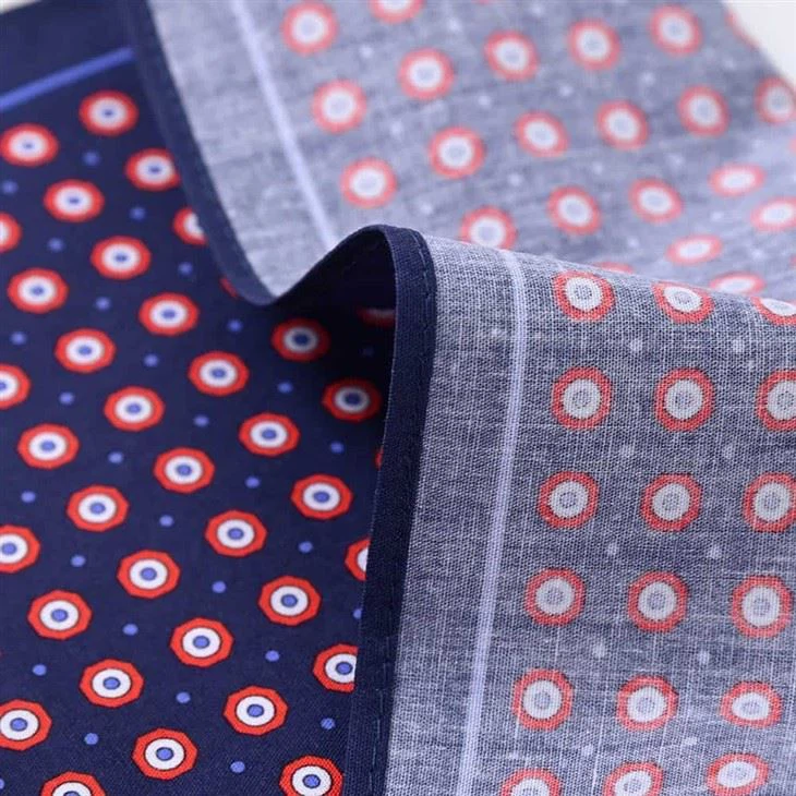 single-sided-printed-pocket-square-symmetrical-polka-dot-design